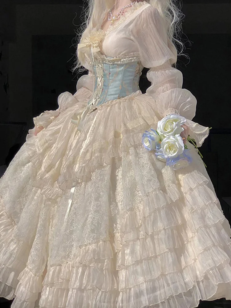 Женское платье в стиле Лолиты для торжественных случаев