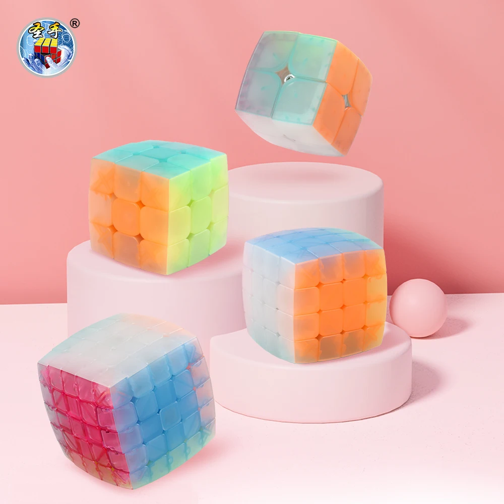 Jelly cube run. Желатиновый кубик. ЖЕЛЕЙНЫЙ куб. Милый куб. Игрушечный ЖЕЛЕЙНЫЙ куб с шариками.