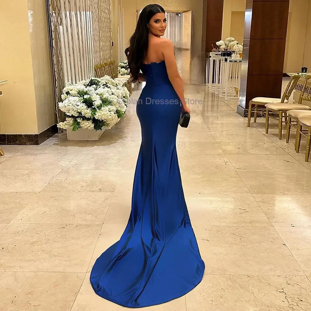 Женское атласное вечернее платье с юбкой-годе