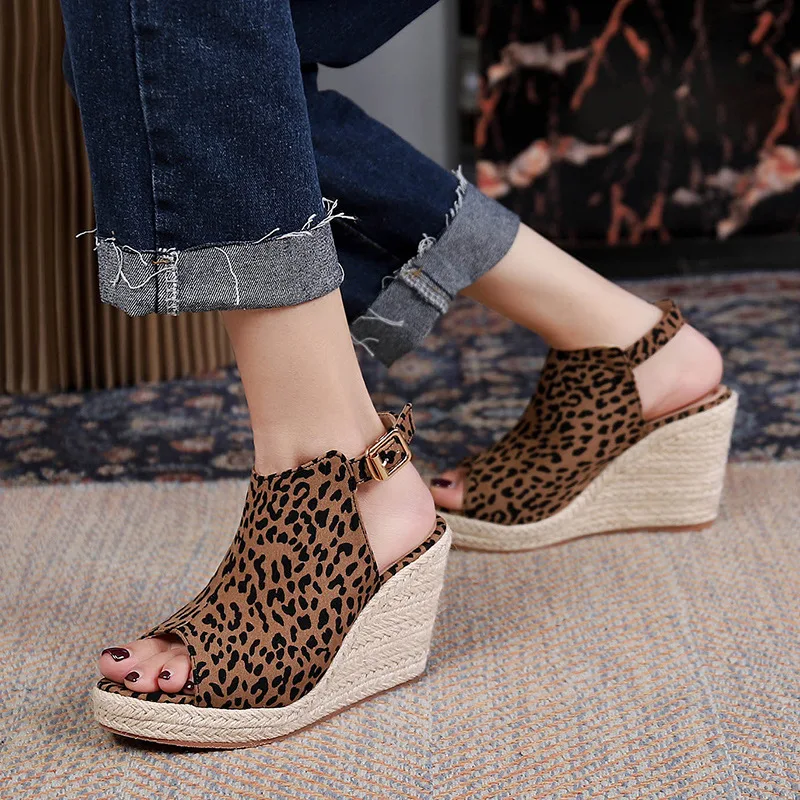 

2022 Summer Peep toe High Heels Sandals Women Party Shoes Elegant Ladies Wedges Sandals Fashion Leopard Shoes Big Size 42 YX4454