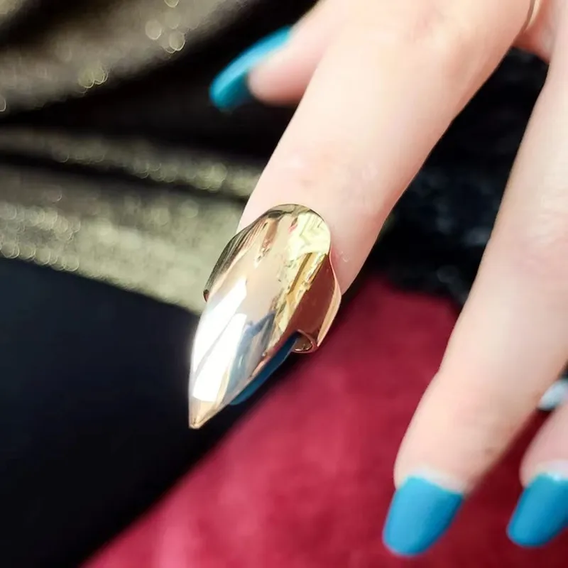 

Vintage Fingertip Rings for Women Girl Gold Stainless Steel Nail Armor Ring Open Adjustable Stackable Ring Birthday Jewelry Gift
