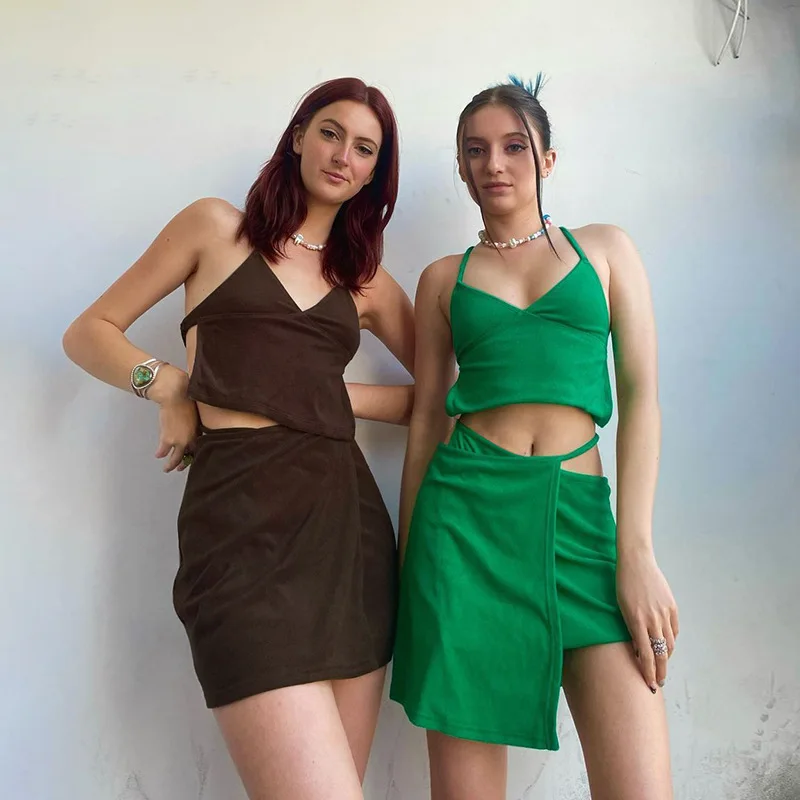 

2023 Summer Sexy Fashion Solid Halter Top and Mini Skirt Casual Suit Women Sets Backless Retro Y2k Streetwear 2 Piece Outfits