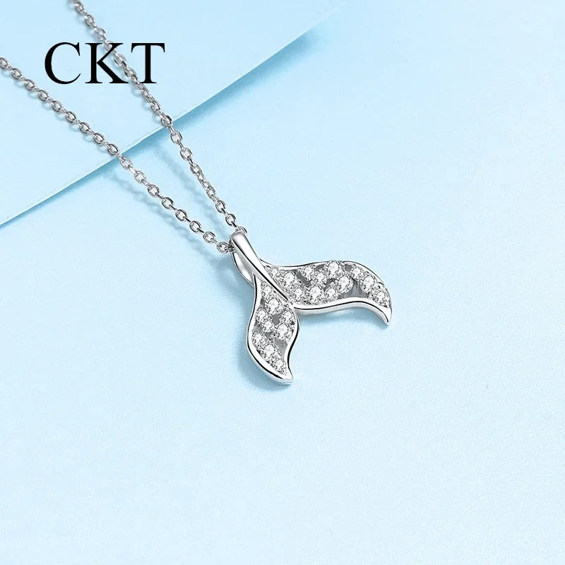 Ожерелье из белого золота и платины с муассанитом 18 К кулон в виде дельфина Pt950