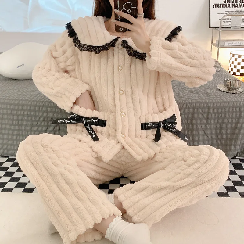 

Зимняя плотная бархатная Пижама, кардиган в стиле принцессы, толстый теплый приятный и удобный, можно носить на улице, Женский комплект дома...