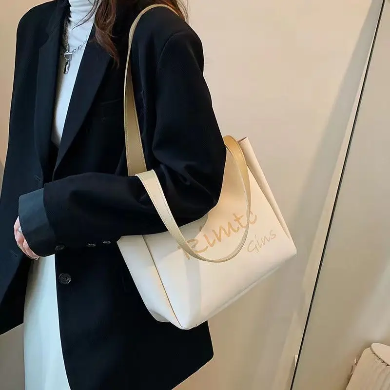 Hot new fashion women's handbag female shoulder bags high quality PU leather shoulder bags student Purse Female Retro Tote Bags