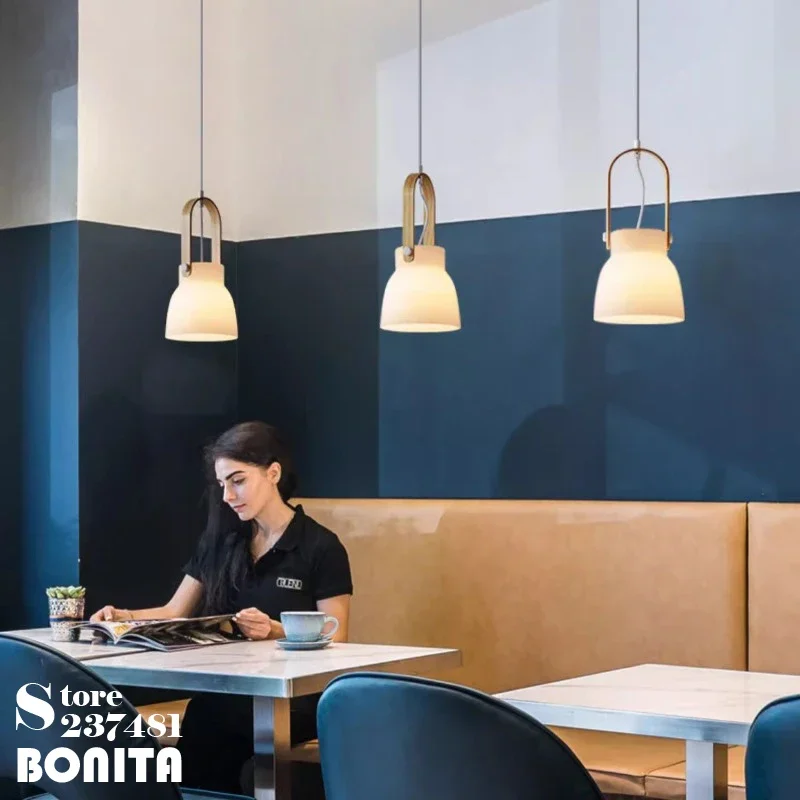 Винтажный молочно-белый стеклянный потолочный подвесной светильник с ручкой из