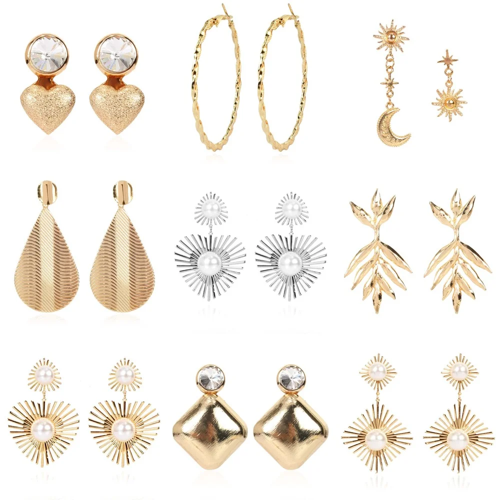 

Korean fashion Earring for Women metal simple rhinestone crystal metal dangle Earring exquisite Hollow out Hanging earrings