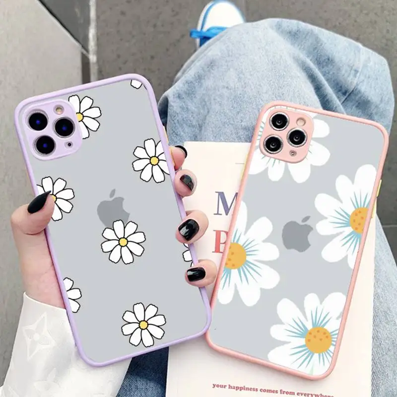 

Colorful Daisy Flowers Phone Case for iPhone X XR XS 7 8 Plus 11 12 13 pro MAX 13mini Translucent Matte Shockproof Case