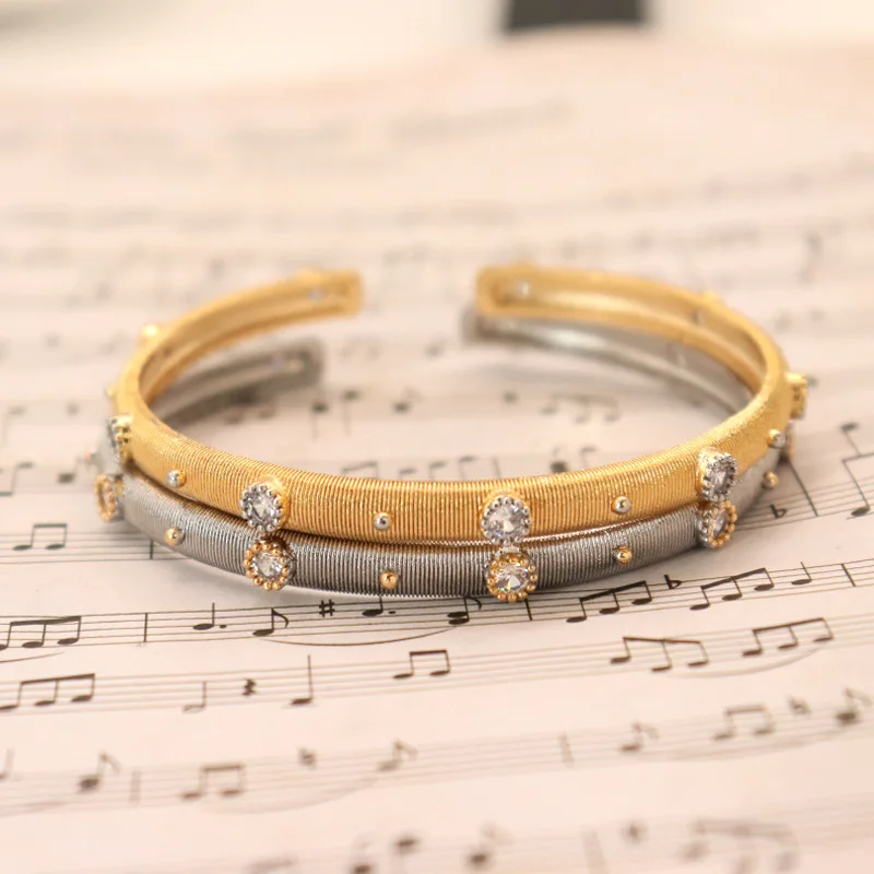 

Italian vintage court-style diamond opening bracelet women's niche luxury jewelry golden narrow cuff bracelet