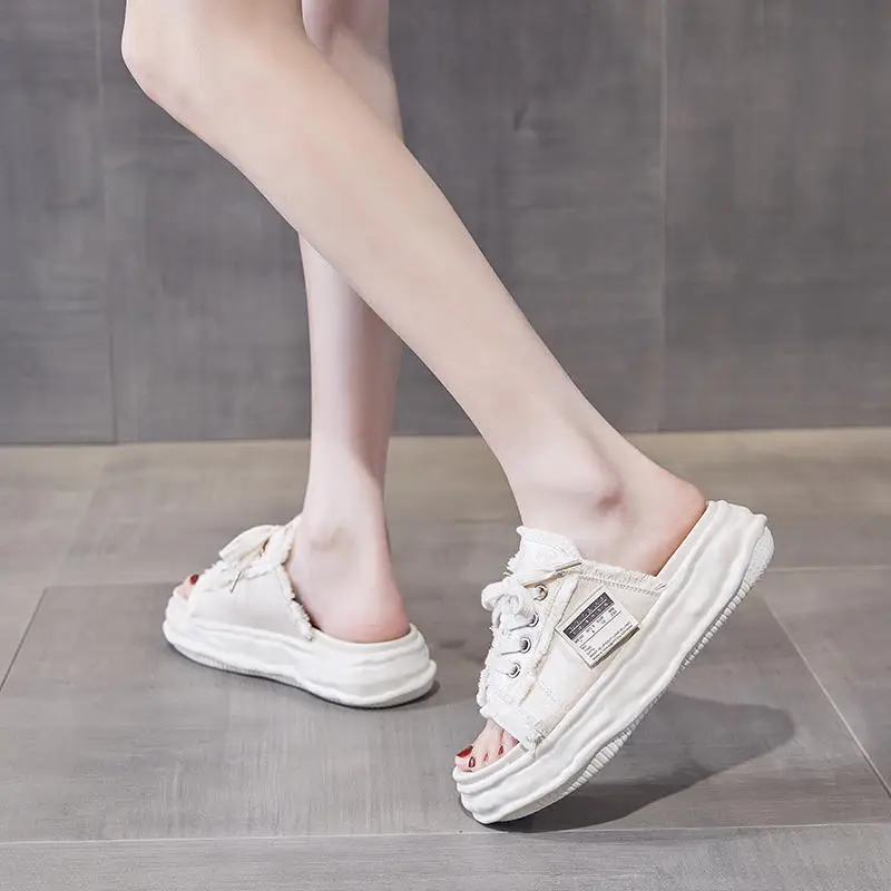 Half slippers for women to wear in summer, new 2023 thick soled one line silk slippers with lace up open toe sandals
