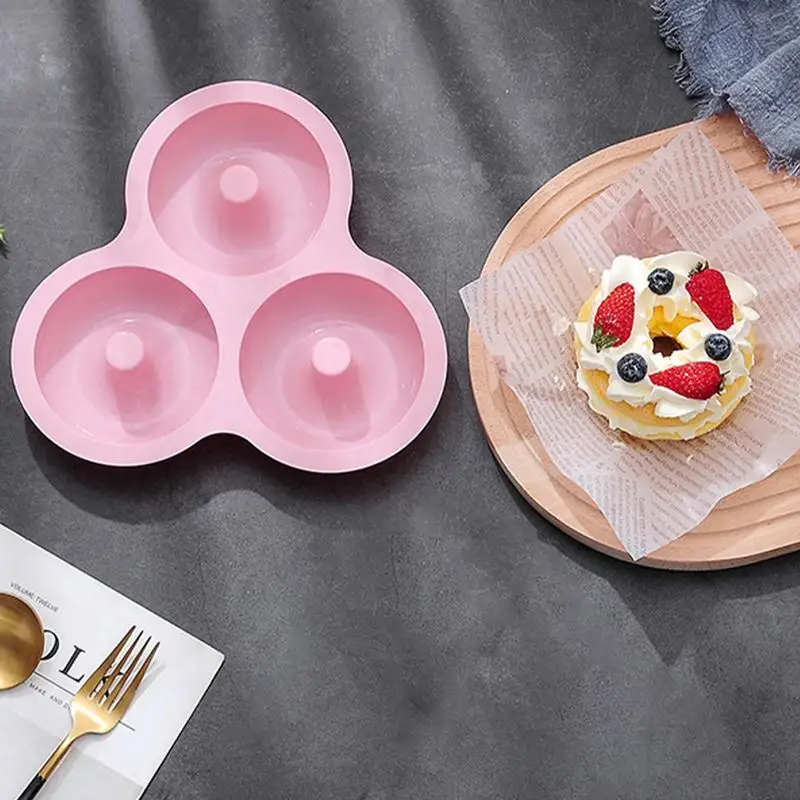 

DIY Silicone Donut Mold 3 Cavity Non Stick Bagels Baking Pan Heat Resistant Doughnut Tray Maker For Cake Biscuits Baking Tools