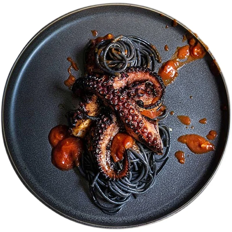 

Wear-resistant Black Frosted Ceramic Steak Plate Pasta Flat Plate Retro Round Cooking Dishes Kitchen Utensils Hotel Tableware