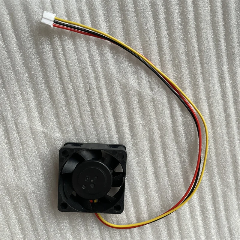 40x40x15 мм Φ MCA/RCA/RCB/RC4 4015 24V 0.09A DC axial fans