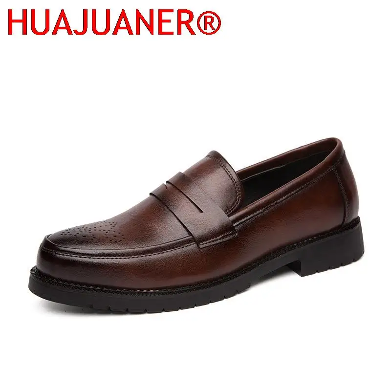 

2022 Brand Retro Men Dress Shoes Brogue Style Party Leather Formal Shoes Wedding Shoes Men Flats Leather Oxfords Slip on Loafe