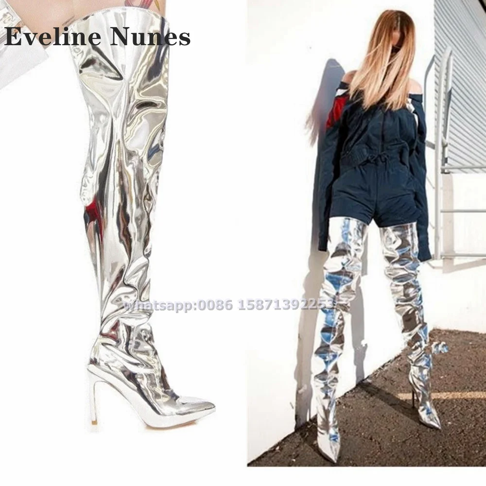 Серебристые блестящие сапоги выше колена с острым носком на шпильке однотонные