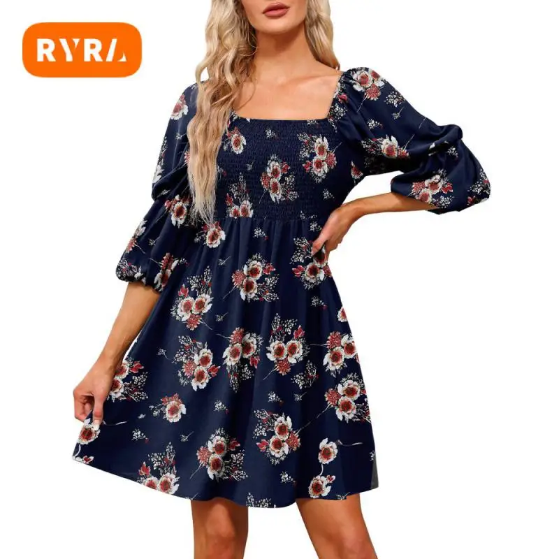 

Платье с принтом, рукава-пузыри, эластичная ткань, дизайн на груди, модные элементы, рукав-пузырь, дизайн, рукав, длинные юбки