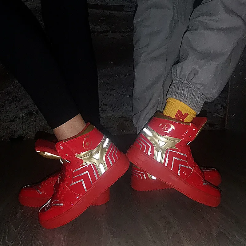 New Design Red High top Men's Sneakers Skateboard Unisex Outdoor Reflective Platform Sports Shoes Trainers Women Zapatillas 2022
