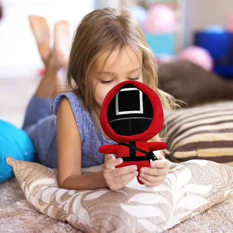 Плюшевая игрушка игра кальмар мягкая набивная кукла 3 модели человек