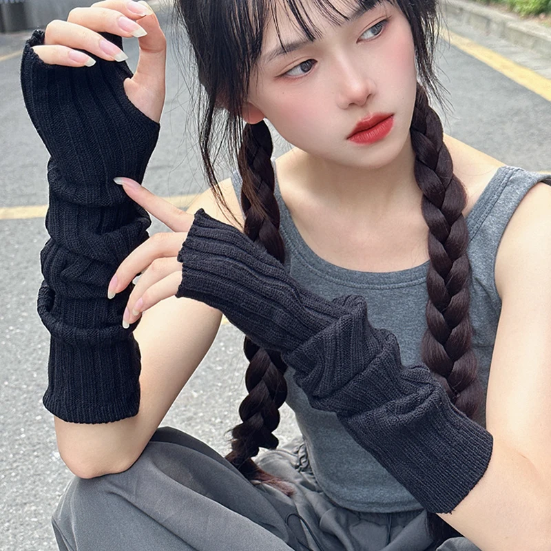 Рисунок 3 - Вязаные перчатки Y2k для девочек