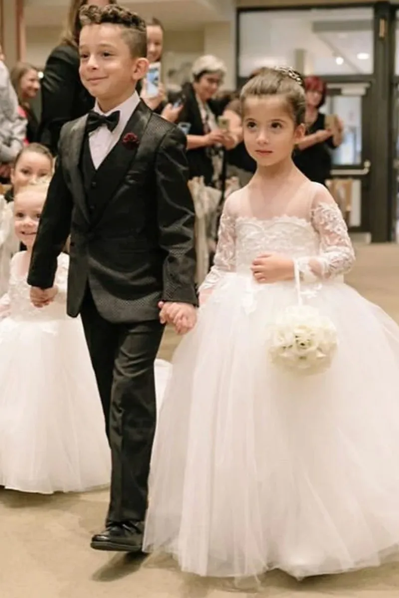 

White Flower Girl Dress Tulle Princess Long With Jewel Neck Long Sleeves And Lace Appliques Fit Wedding First Communion Gowns
