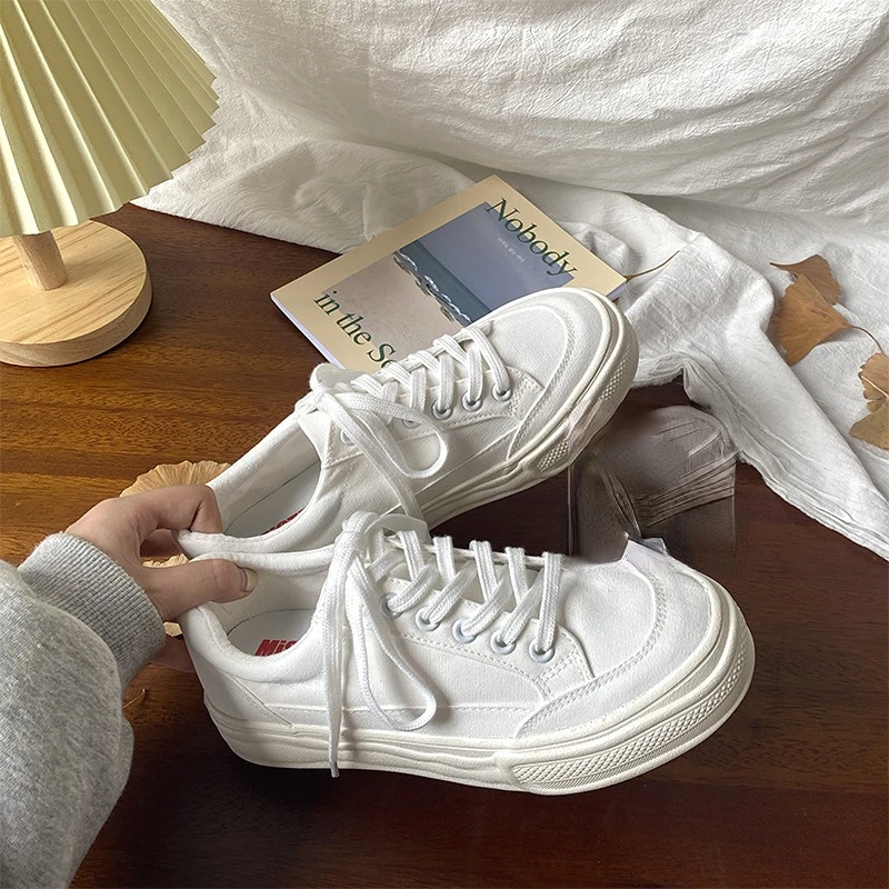 

Женские кожаные кроссовки, повседневные удобные белые туфли на платформе, с вулканизированной подошвой, на весну