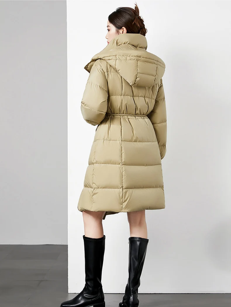 Рисунок 6 - SuyaDream, женский пуховик с капюшоном