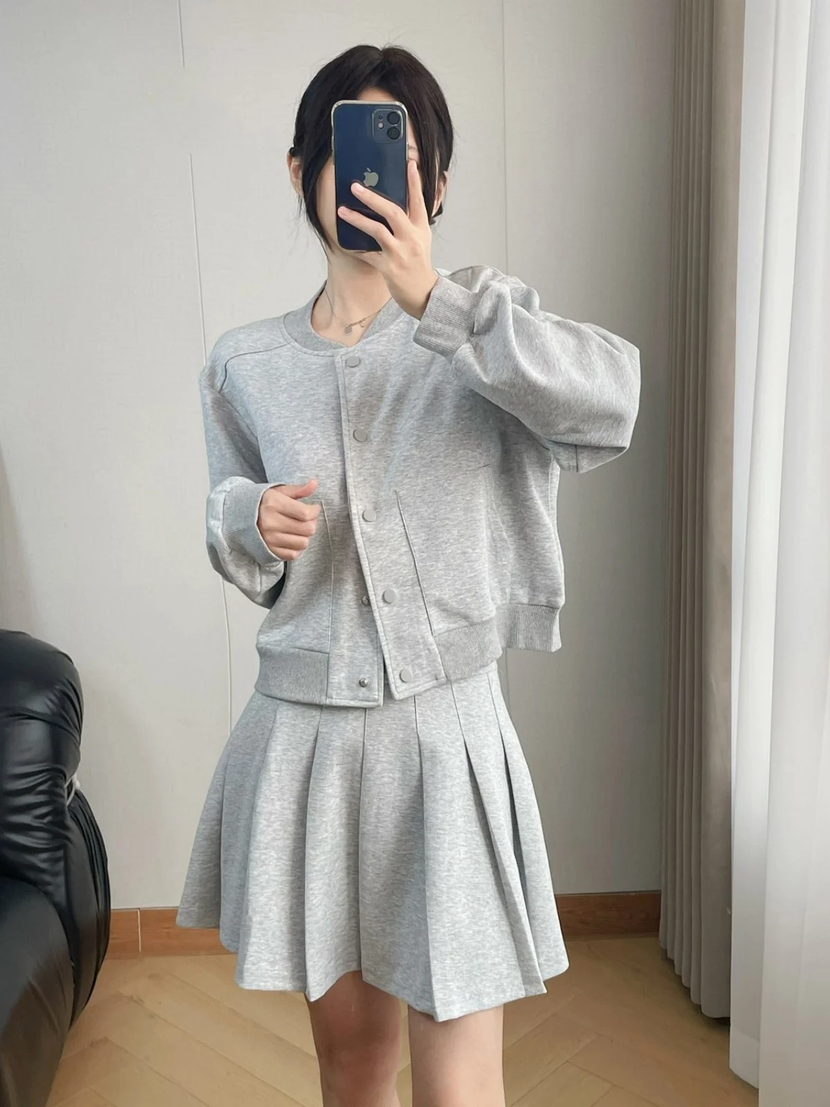 Модная корейская бейсбольная форма Sle Верхняя одежда Плиссированная юбка из двух