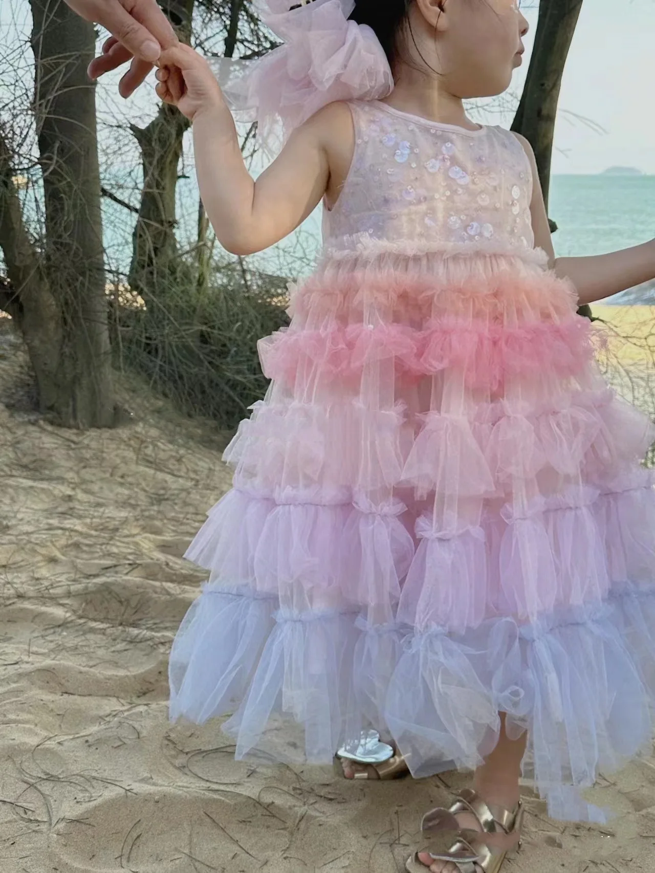 

Children Clothing Girls Dress 2023 New Summer Long Dress Princess Sweet Colorful Rainbow Girls Sweet Cute Fashion Gauze Dress