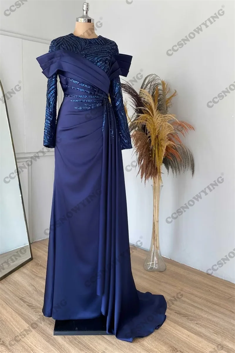 

Платье женское вечернее атласное с длинным рукавом и круглым вырезом