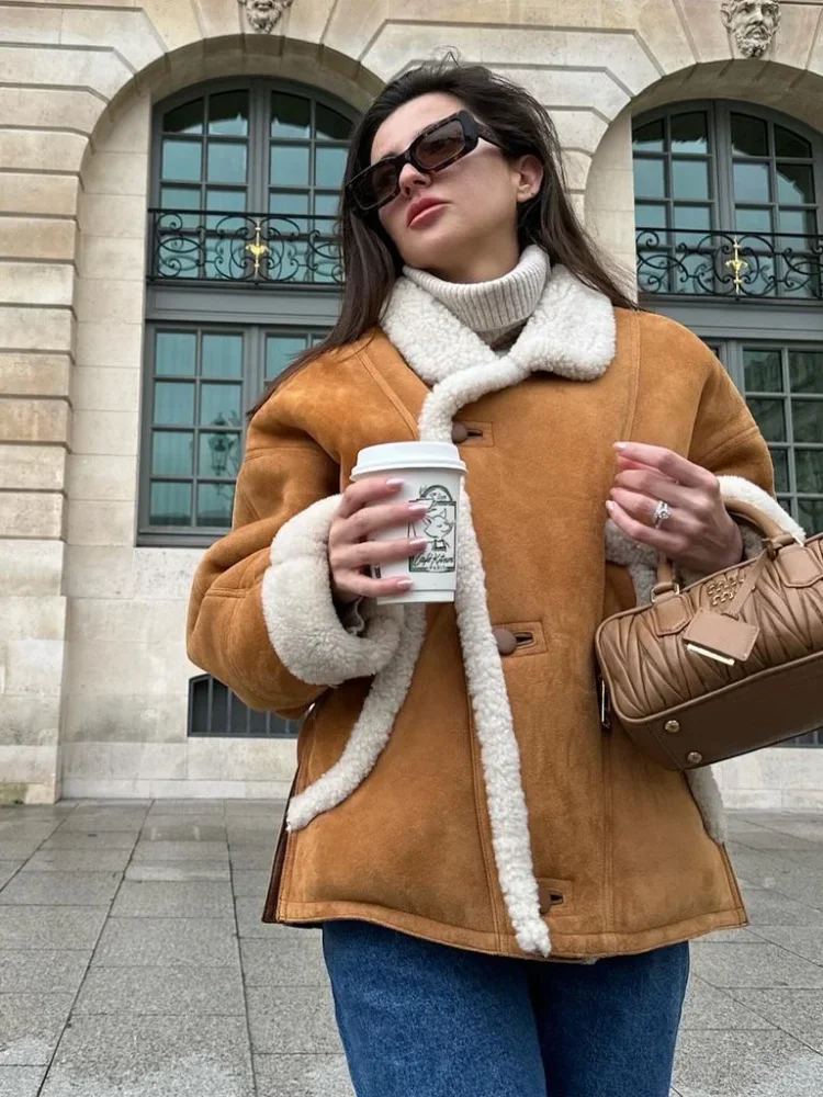 Женское пальто из овечьей шерсти с длинным рукавом и боковыми пуговицами