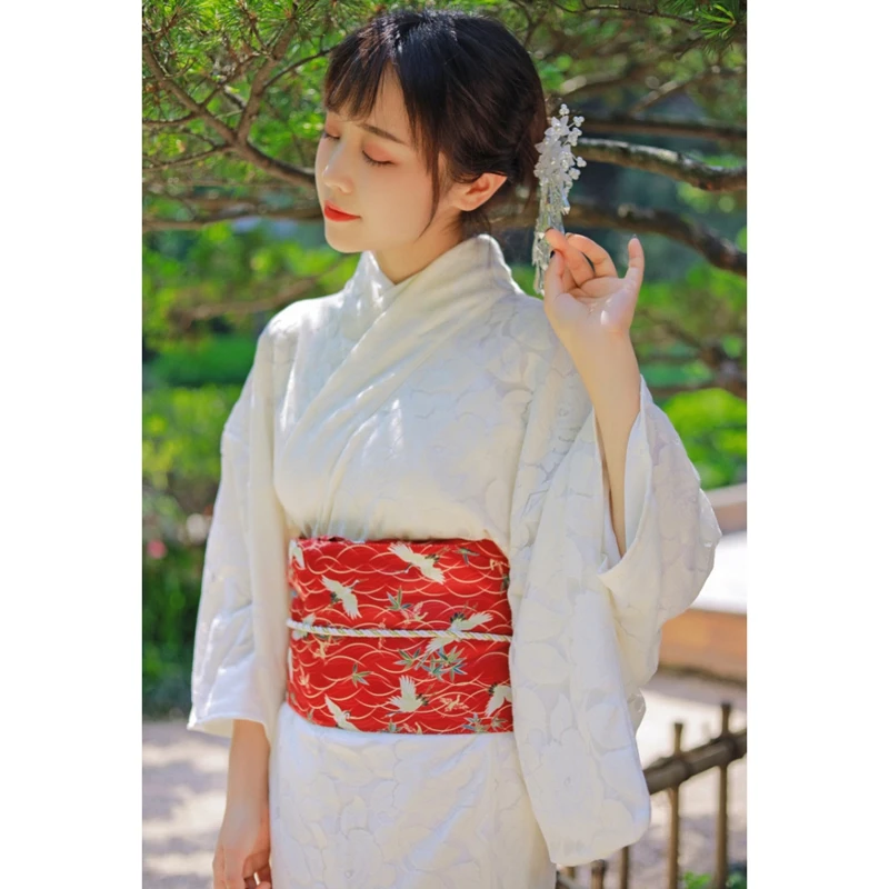 Women's Yukata Traditional Japan Kimono Robe Photography Dress Cosplay Costume White Color flower Prints Vintage Clothin