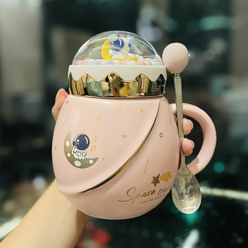 

Кофейная чашка, чайная чашка, космическая чашка с крышкой и ложкой в стиле астронавта, керамическая чашка для воды для пары, набор для девоче...