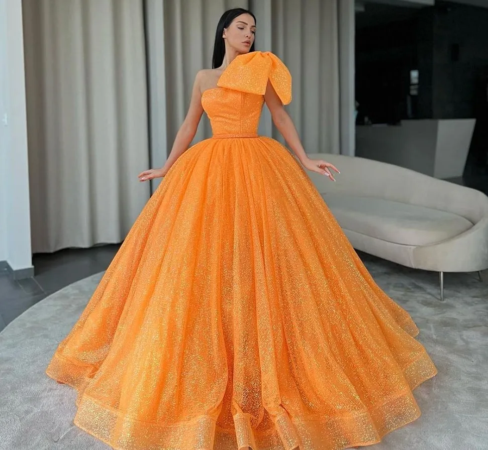 

Блестящие Оранжевые платья на выпускной день рождения, арабские дубайские Длинные вечерние платья с одним плечом и блестками, вечерние платья на заказ, вечерние платья