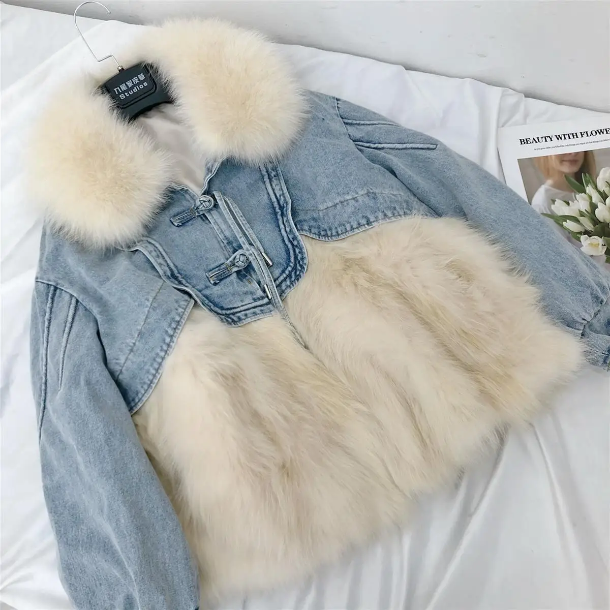 New Winter Faux Fur Coat Women's Basic Sweet Fox Fur Collar Denim Jackets Overcoat Thick Warm Bomber Female Jeans Jacket Tops