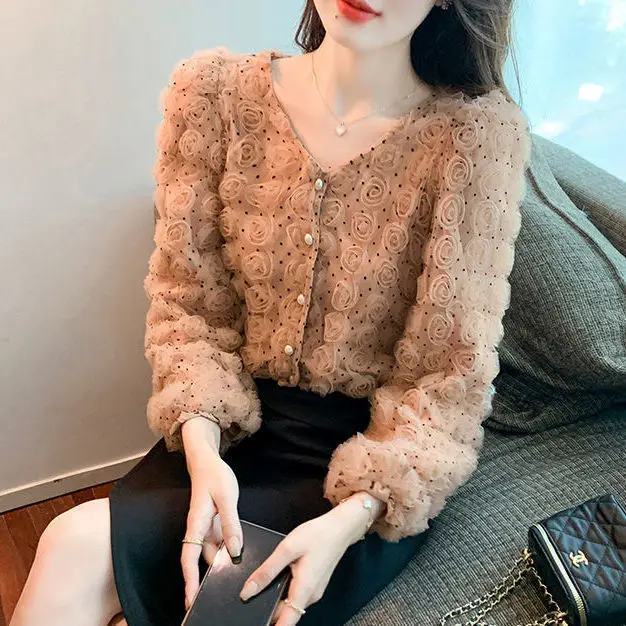 

2022 Women Spring Autumn New Fashion 3D Flower Lace Blouses Female V-neck Slim Shirts Ladies Long Sleeve Casual Blouses U351