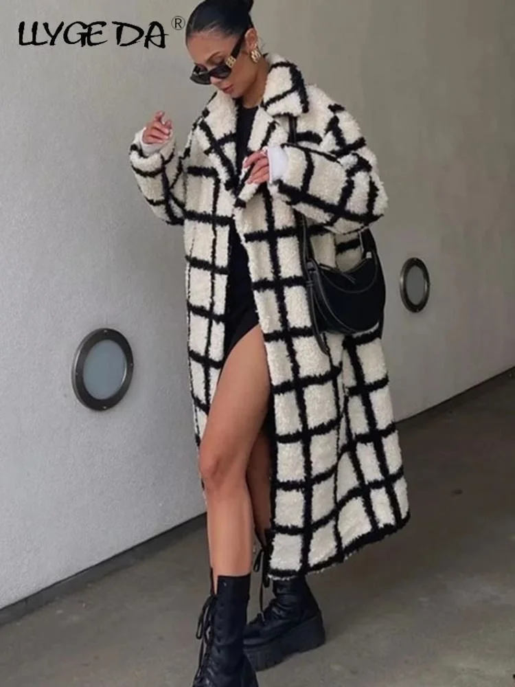 

Faux Lamb Woolen Women Coat Plaid Long Winter Female Check Trench Coats 2022 Thick Streetwear Black White Lady Warm Midi Jackets