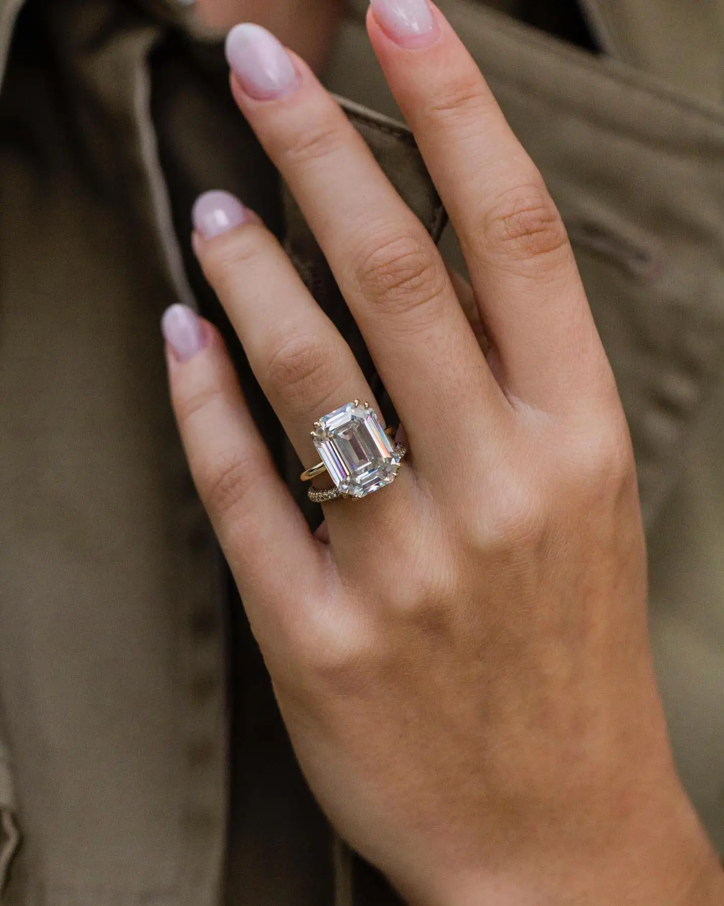 JOVOVASMILE Vintage White Moissanite Ring 14k 18k Gold 11.5 Carat 15x11.5mm Old Mine Emerald Cut  Fashion  Anillos Compromiso