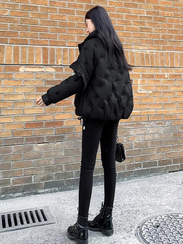 Короткий пуховик с воротником-стойкой Theory Harvey женская зима 2024 маленькая тонкая