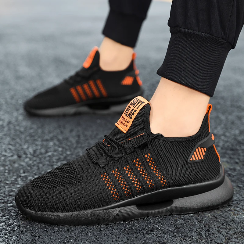 Breathable Men Skateboarding Shoes Thick Sole Sneakers Zapatillas Hombre Male Sport Shoes Rubber Comfortable Mens Flat Boots New