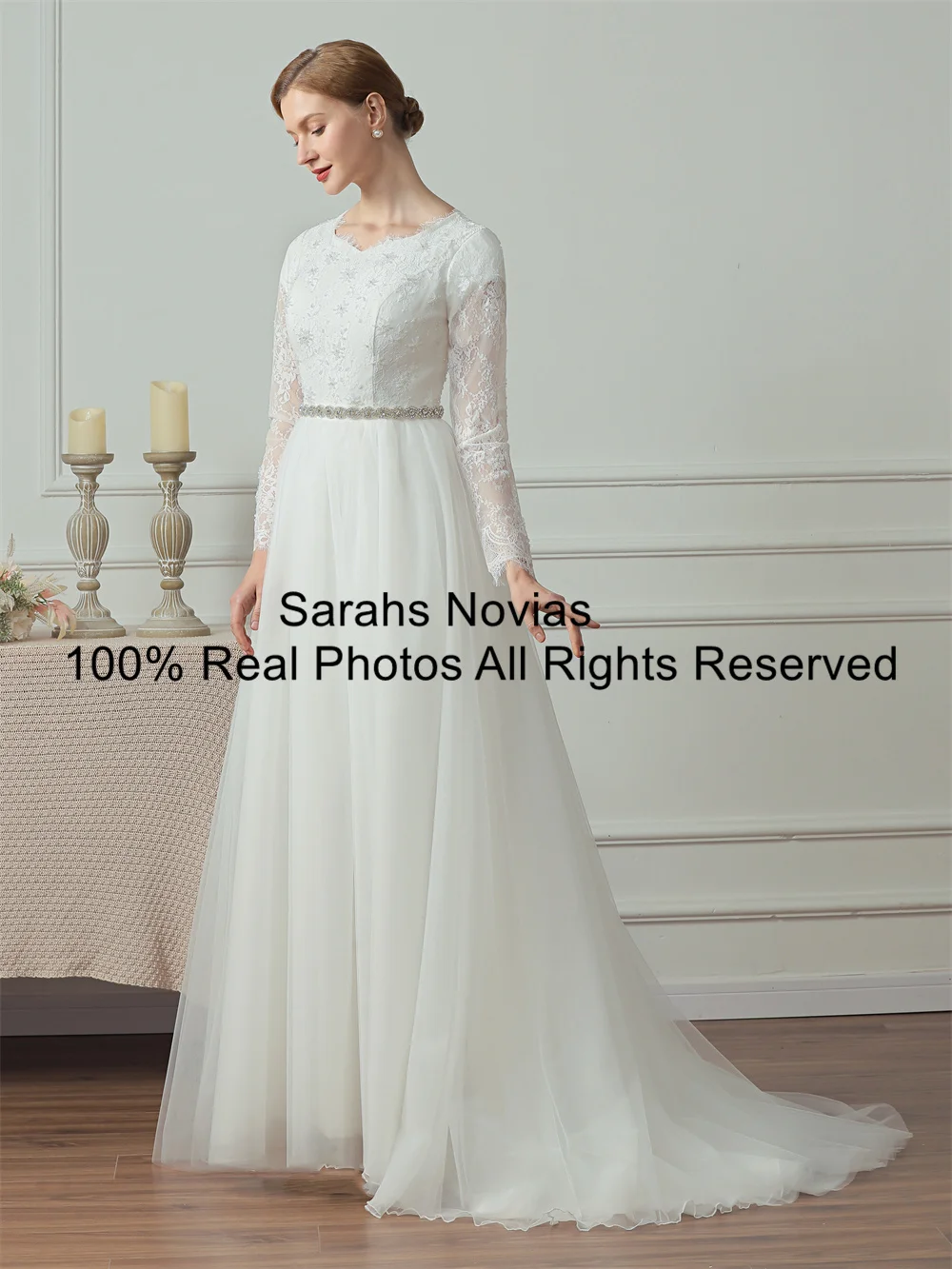 Скромные свадебные платья из кружева и тюля с длинными рукавами бисером