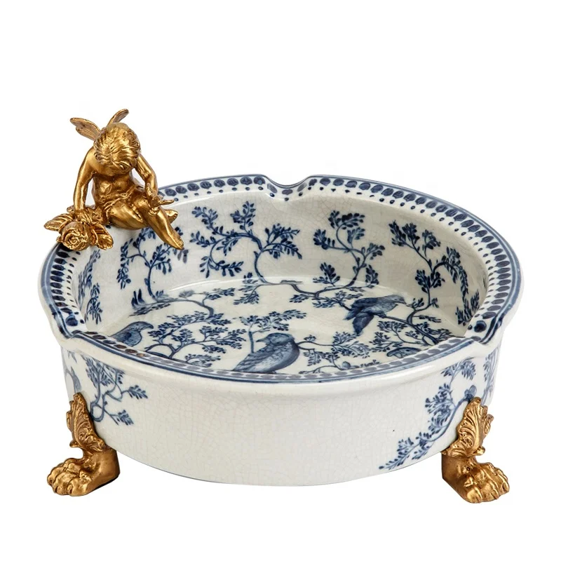 

vintage style household home decoration for living room and as a luxurious brass antique ceramics ashtray