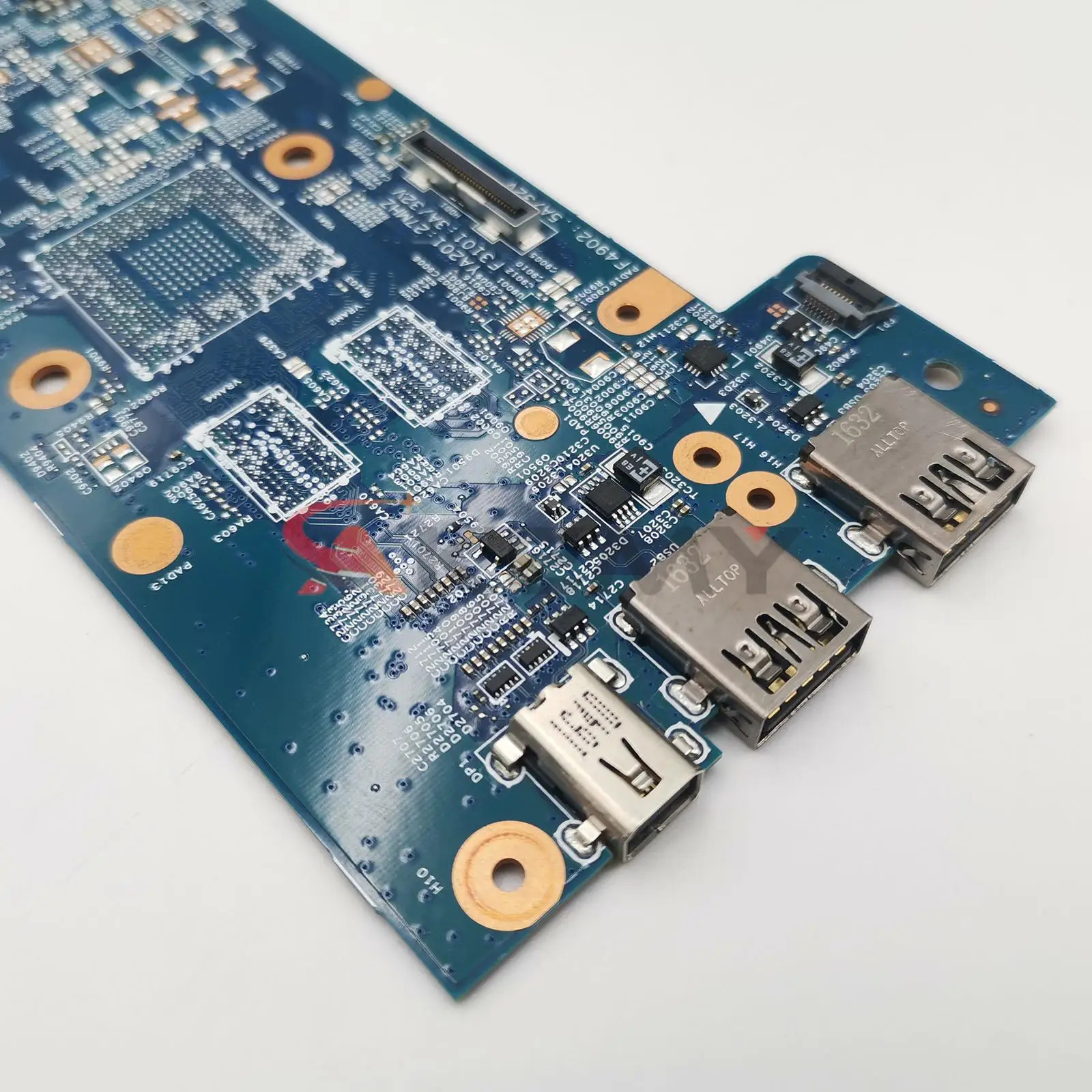 Рисунок 6 - Материнская плата для ноутбука