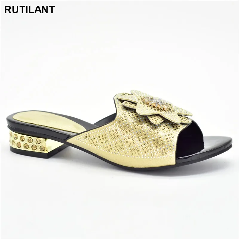 

Low Heels Open Toe Pumps Wedding Shoes Bride Italian Women Wedding Shoes Decorated with Rhinestone Ladies Shoes and Sandals