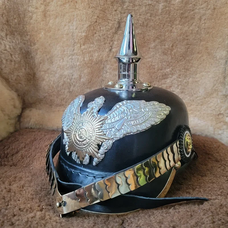 Немецкий заостренный шлем PICKELHAUBE времен Второй мировой войны прусский армейский