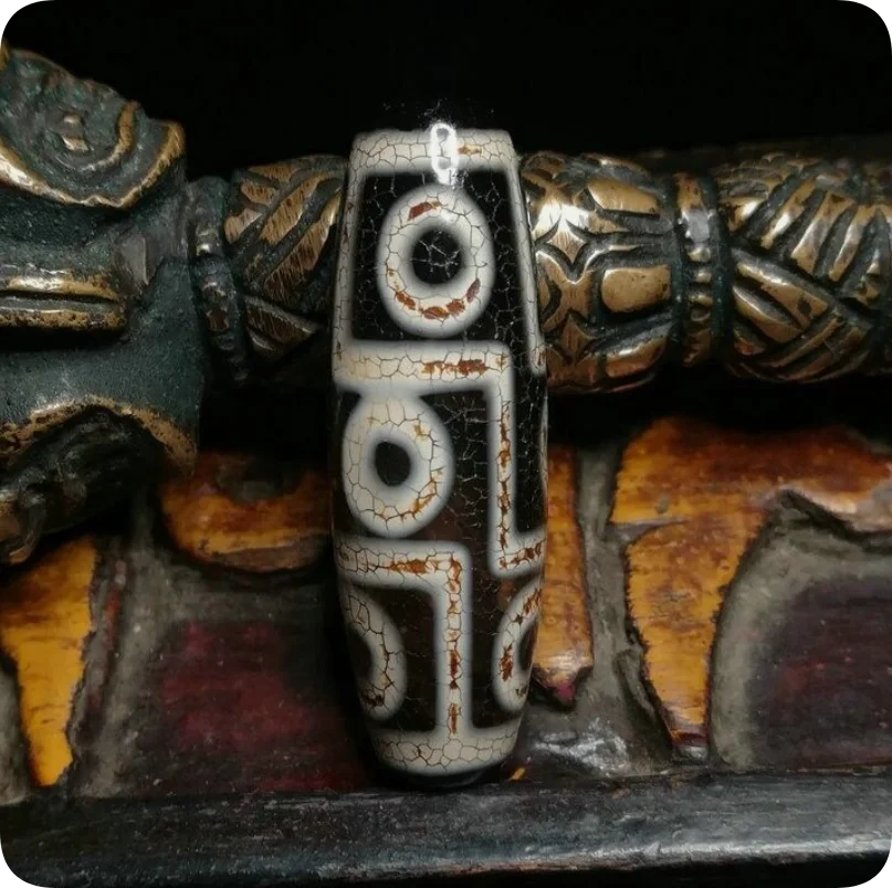Тибетский Baojiang Fire Offering старый кулон Дзи с девятью глазами 13x40 мм