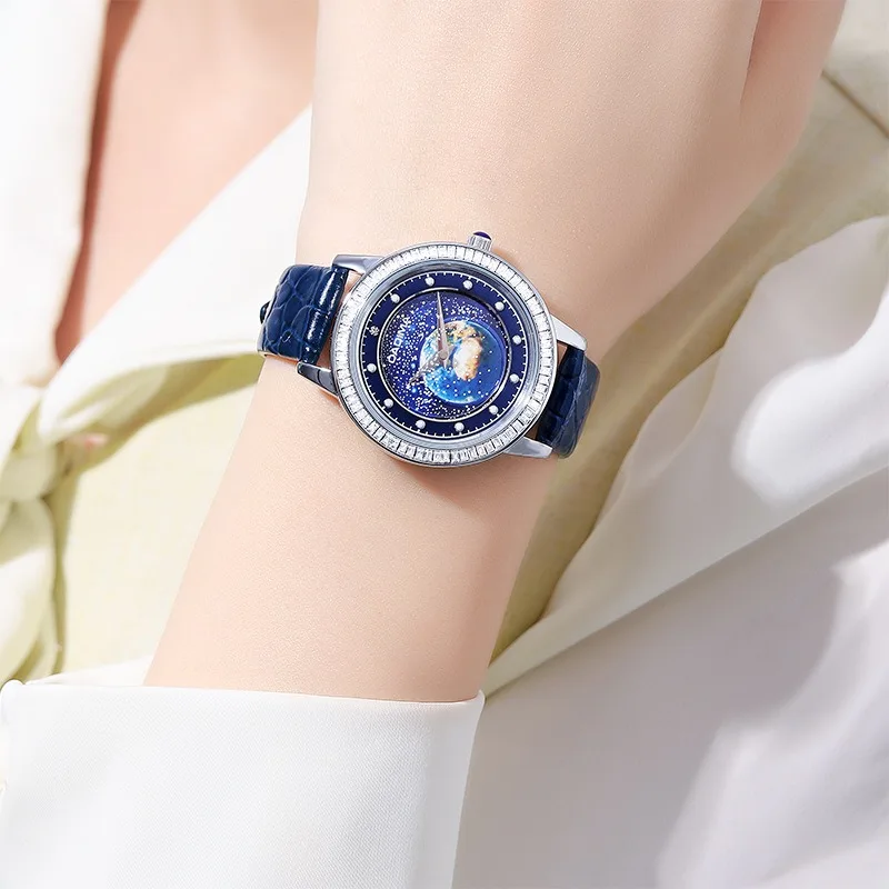 Часы женские кварцевые модные водонепроницаемые со стразами светящиеся ночью