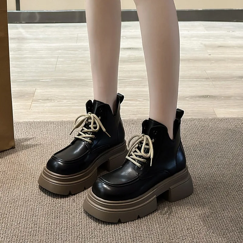 Женские ботинки с перекрестной шнуровкой ботильоны круглым носком и боковой