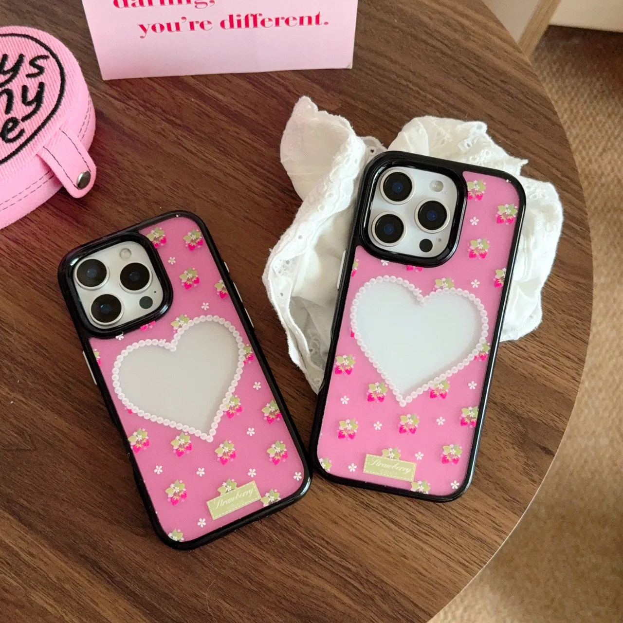 Чехол Ins Style Pink Love Heart Pearl с клубникой для телефона iphone 16 Pro Max 15 14 13 чехол в подарок