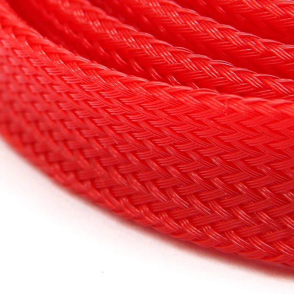 

Красный изолированный кабель-рукав из ПЭТ