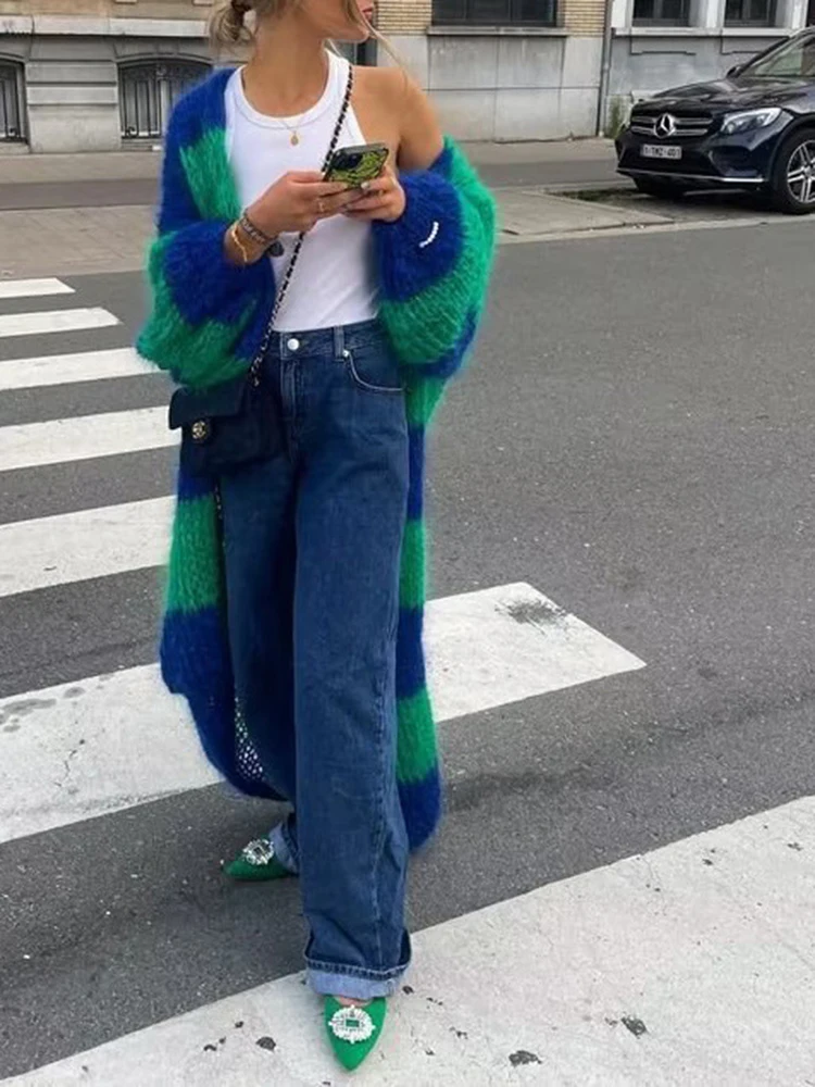 Рисунок 5 - Женский полосатый кардиган в стиле пэчворк